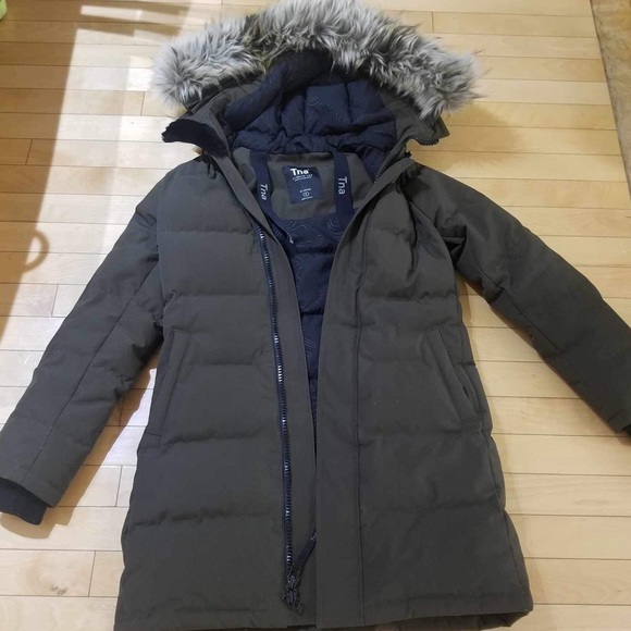 TNA St. Anton Parka - Picture 3 of 5